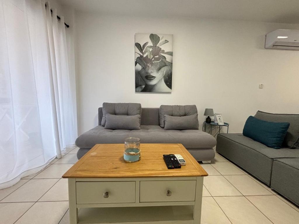 Cozy Apartment In Paphos Beautiful Complex מראה חיצוני תמונה